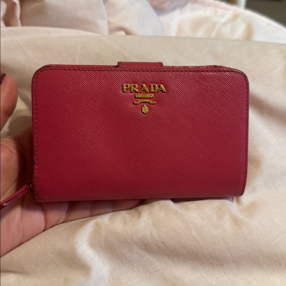 Pink Prada Saffiano Metal Oro Bi-fold